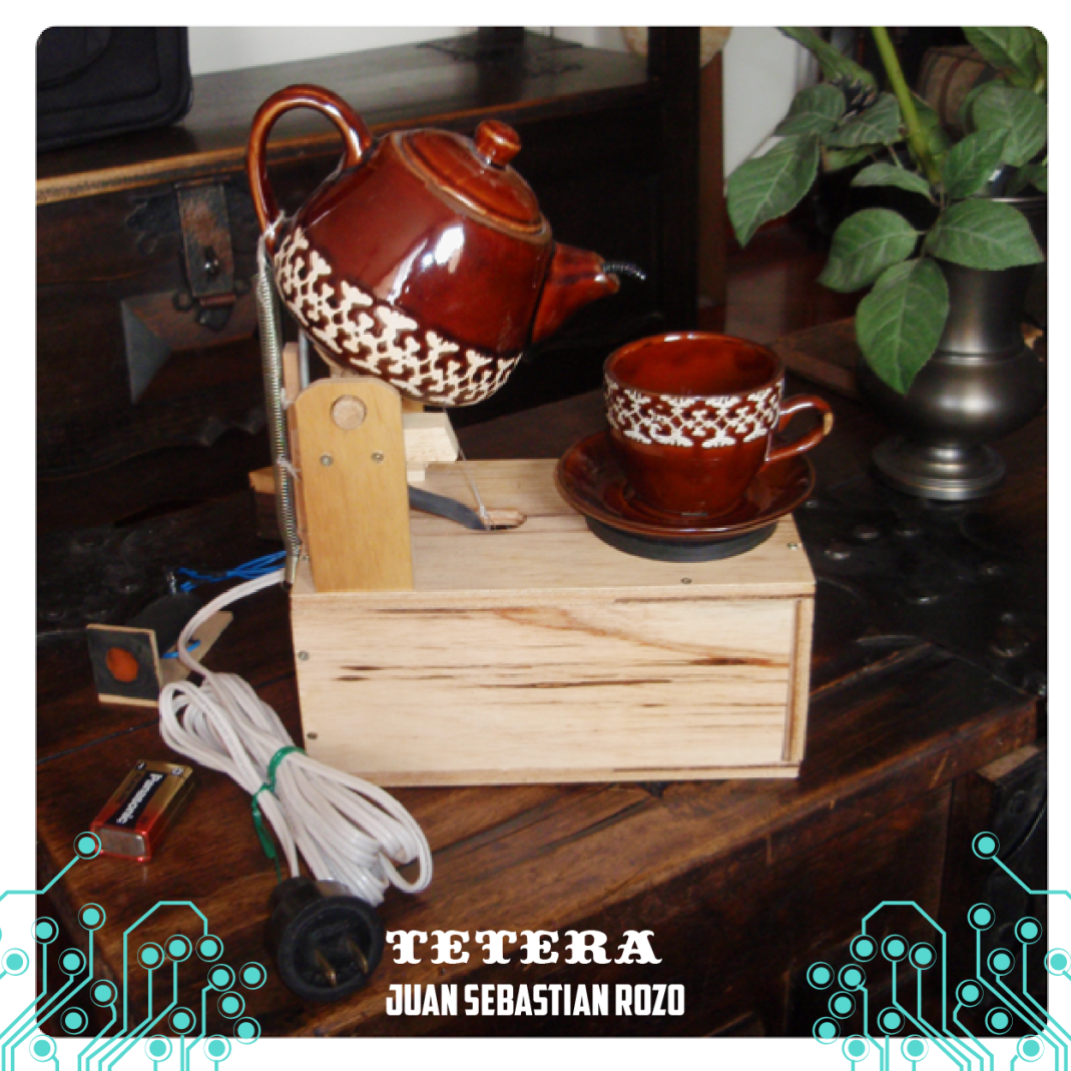 Tetera- Juan Sebastián Rozo: Por medio de un sensor infrarojo, electrónica digital programada, un mecanismo y una tetera, se traduce el pulso cardíaco del espectador en un gesto cotidiano cíclico: servir té.