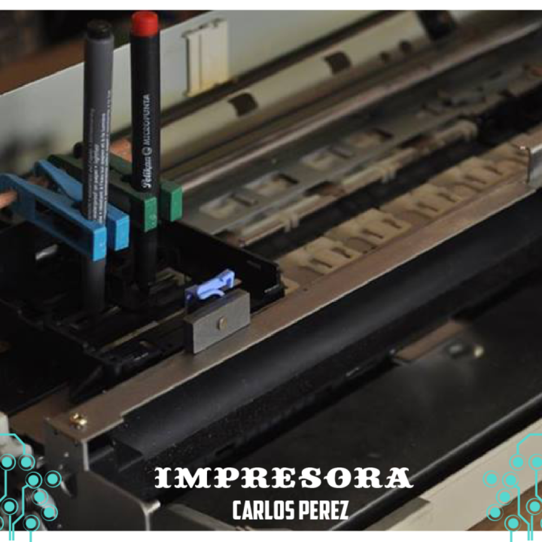 Impresora - Carlos Perez: Pirateando el circuito original de una impresora y cambiando la cinta de impresión por un mecanismo con dos micropuntas, el autor la convierte en una maquina de dibujo que el espectador tendrá que aprender a usar de nuevo.